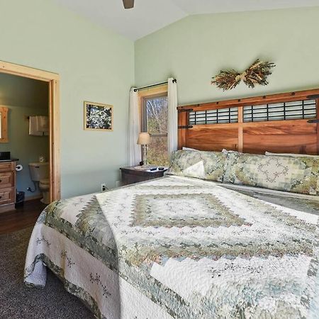 Walnut Ridge Cabin. Sleeps 7-11! Hot Tub, Pool Table, Minutes To Downtown Gatlinburg! Exteriér fotografie