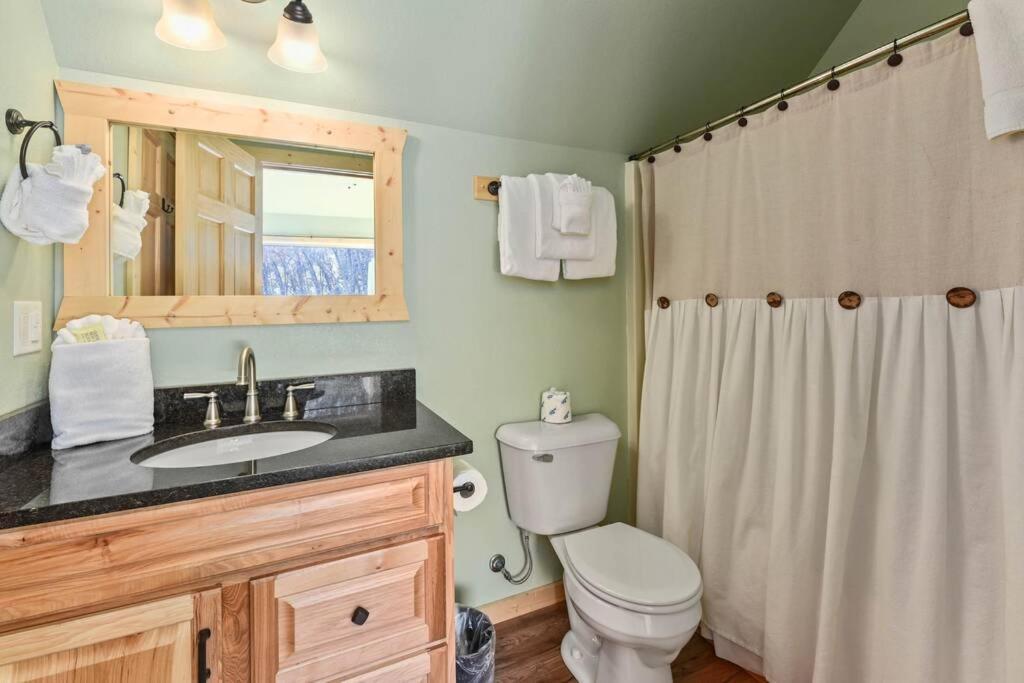 Walnut Ridge Cabin. Sleeps 7-11! Hot Tub, Pool Table, Minutes To Downtown Gatlinburg! Exteriér fotografie