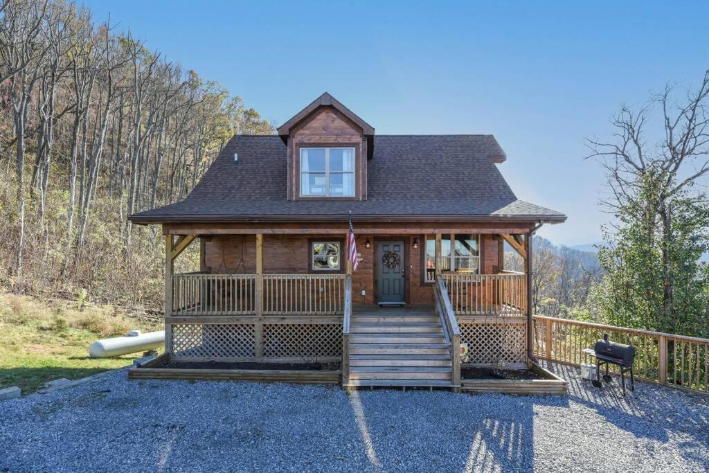 Walnut Ridge Cabin. Sleeps 7-11! Hot Tub, Pool Table, Minutes To Downtown Gatlinburg! Exteriér fotografie